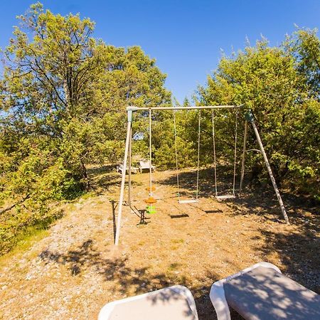 Les Villas De Perret Joyeuse Dış mekan fotoğraf