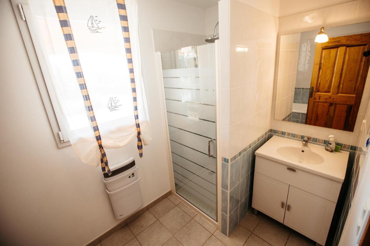 Les Villas De Perret Joyeuse Dış mekan fotoğraf