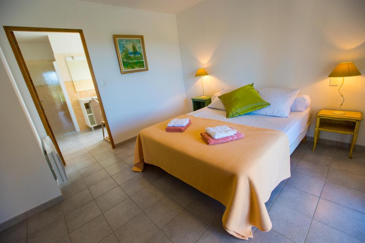 Les Villas De Perret Joyeuse Dış mekan fotoğraf