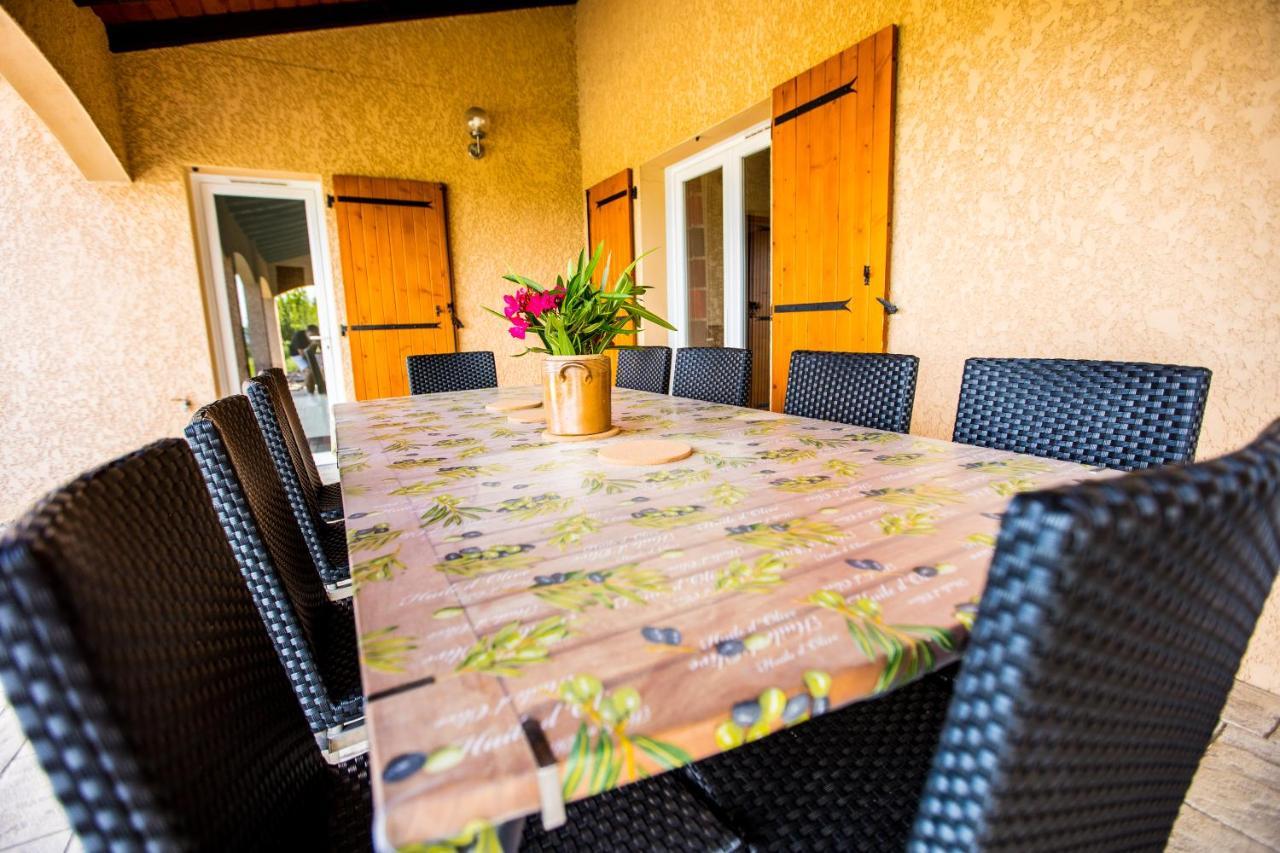 Les Villas De Perret Joyeuse Dış mekan fotoğraf