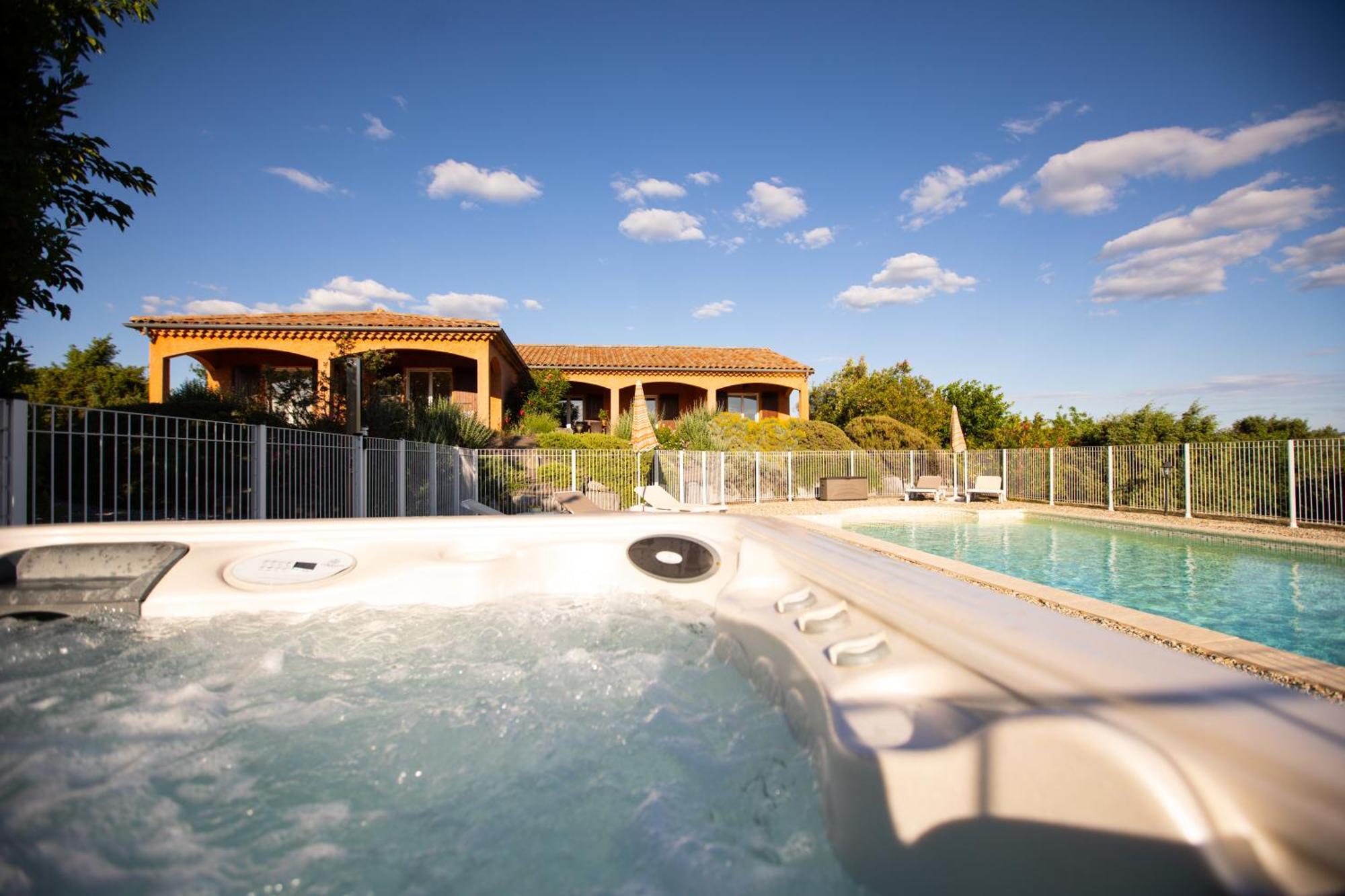 Les Villas De Perret Joyeuse Dış mekan fotoğraf