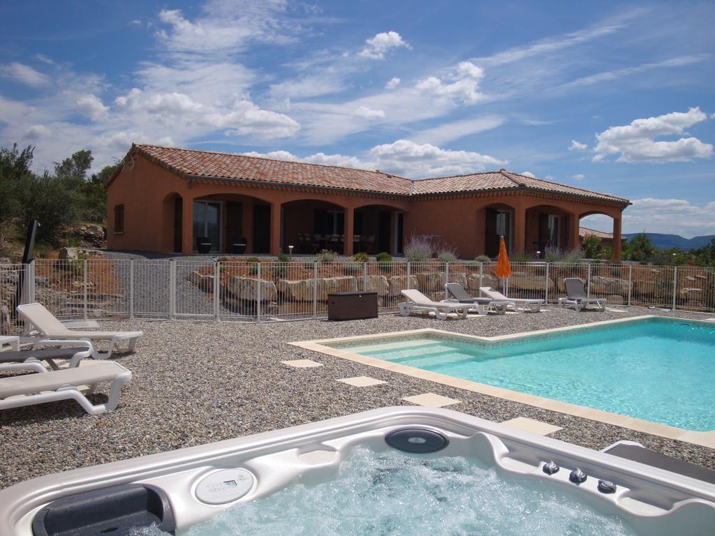 Les Villas De Perret Joyeuse Dış mekan fotoğraf