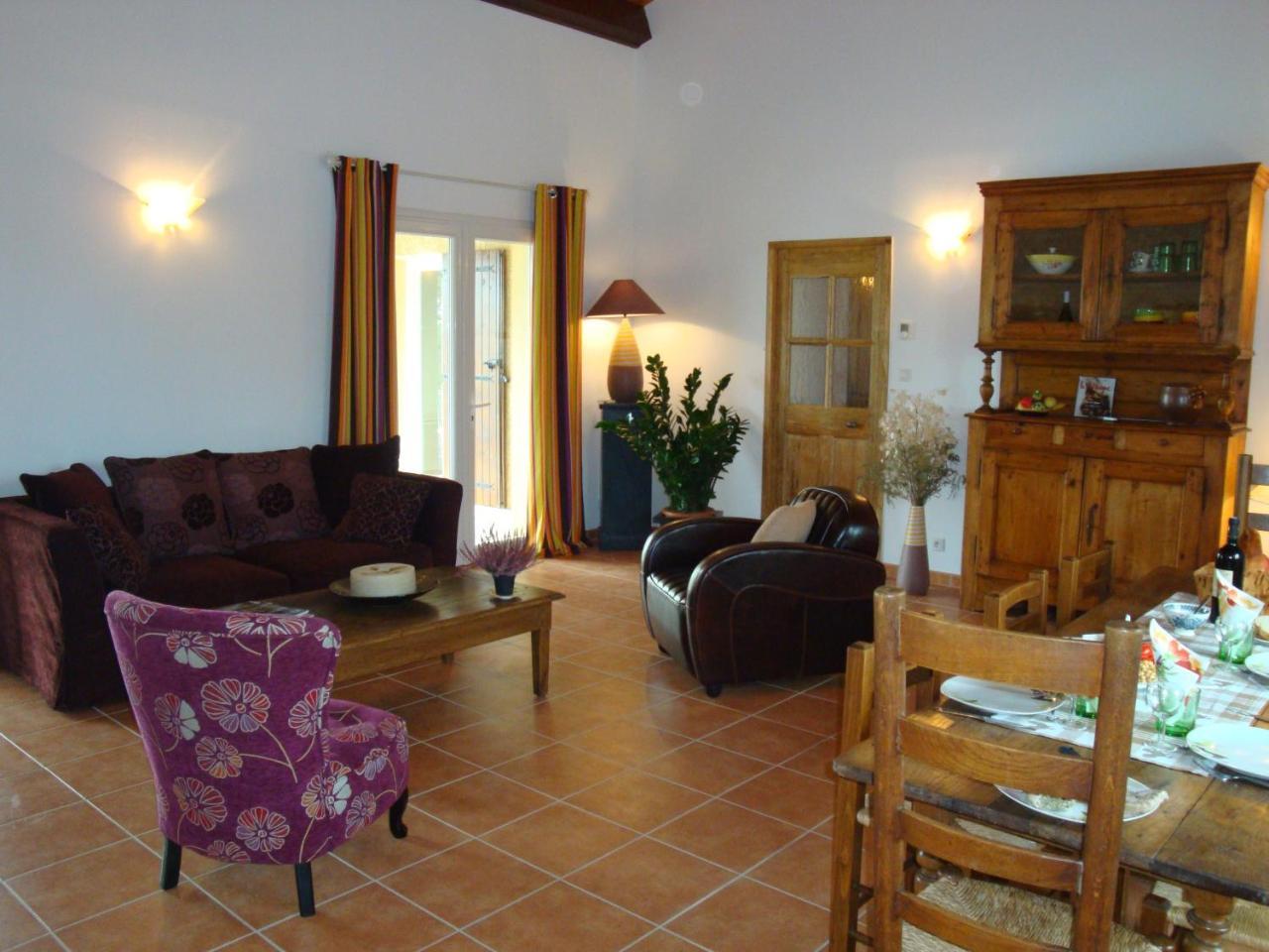 Les Villas De Perret Joyeuse Dış mekan fotoğraf