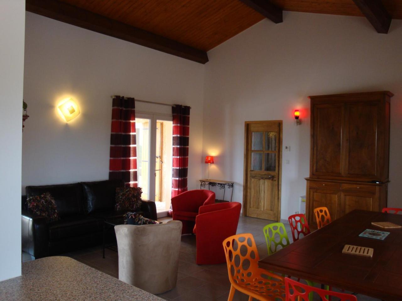 Les Villas De Perret Joyeuse Dış mekan fotoğraf