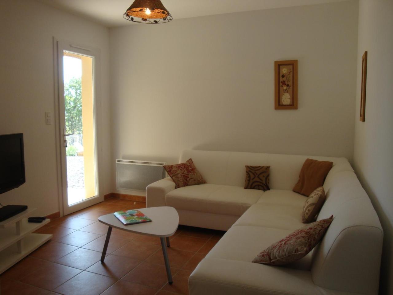 Les Villas De Perret Joyeuse Dış mekan fotoğraf