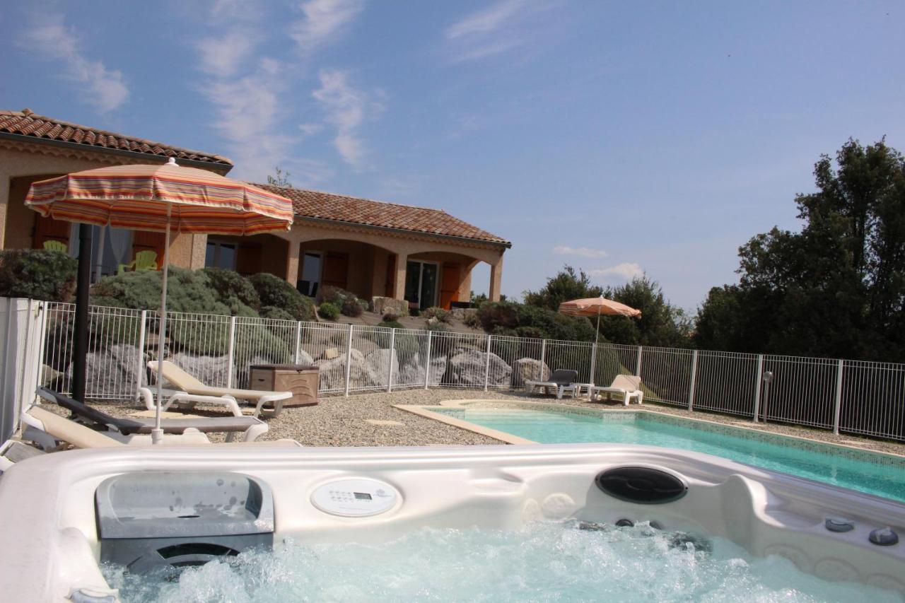 Les Villas De Perret Joyeuse Dış mekan fotoğraf