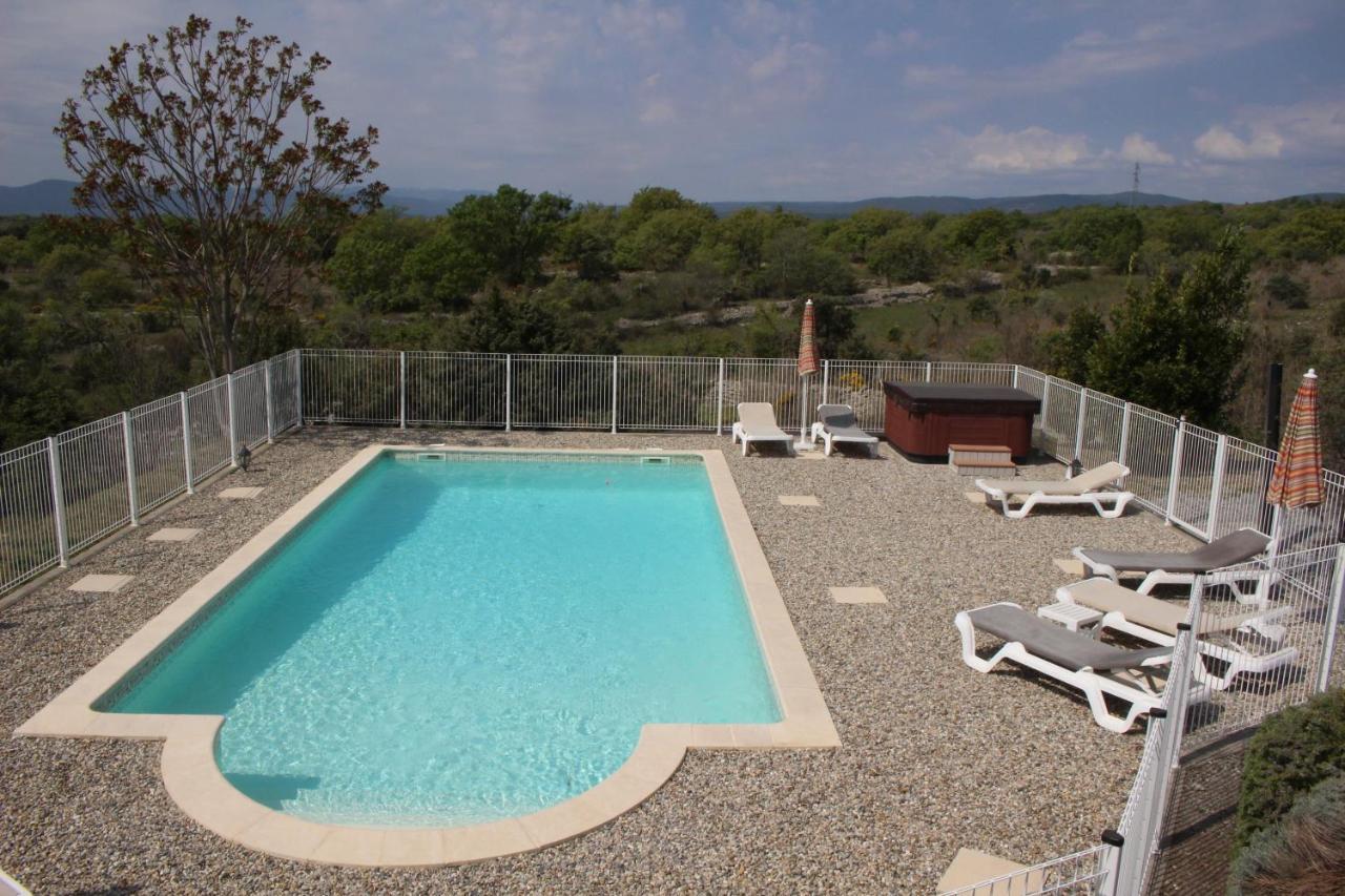 Les Villas De Perret Joyeuse Dış mekan fotoğraf