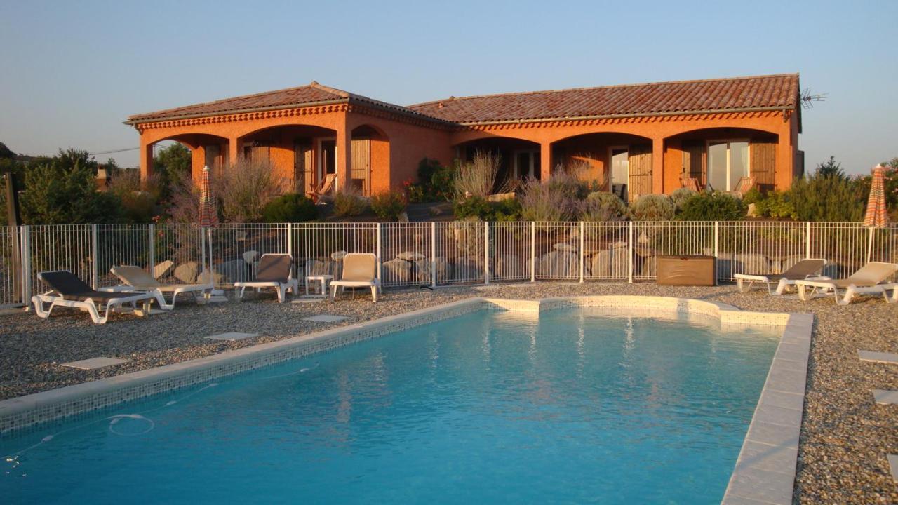 Les Villas De Perret Joyeuse Dış mekan fotoğraf